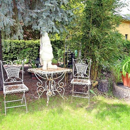 Siedlung Schonwalde Semi-Detached House, Schonwaldeヴィラ エクステリア 写真